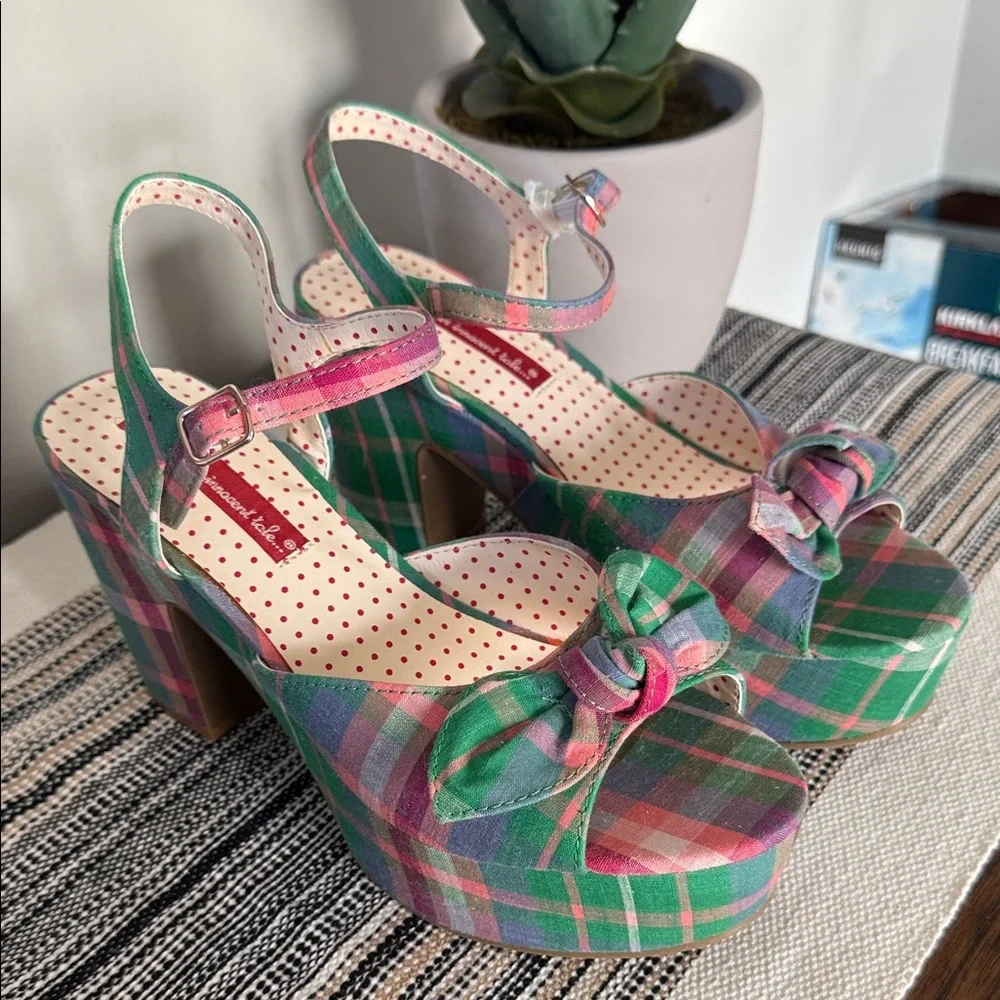 But Another Innocent Tale Plaid Bow Platform Heels‎ Y2K Retro 7.5